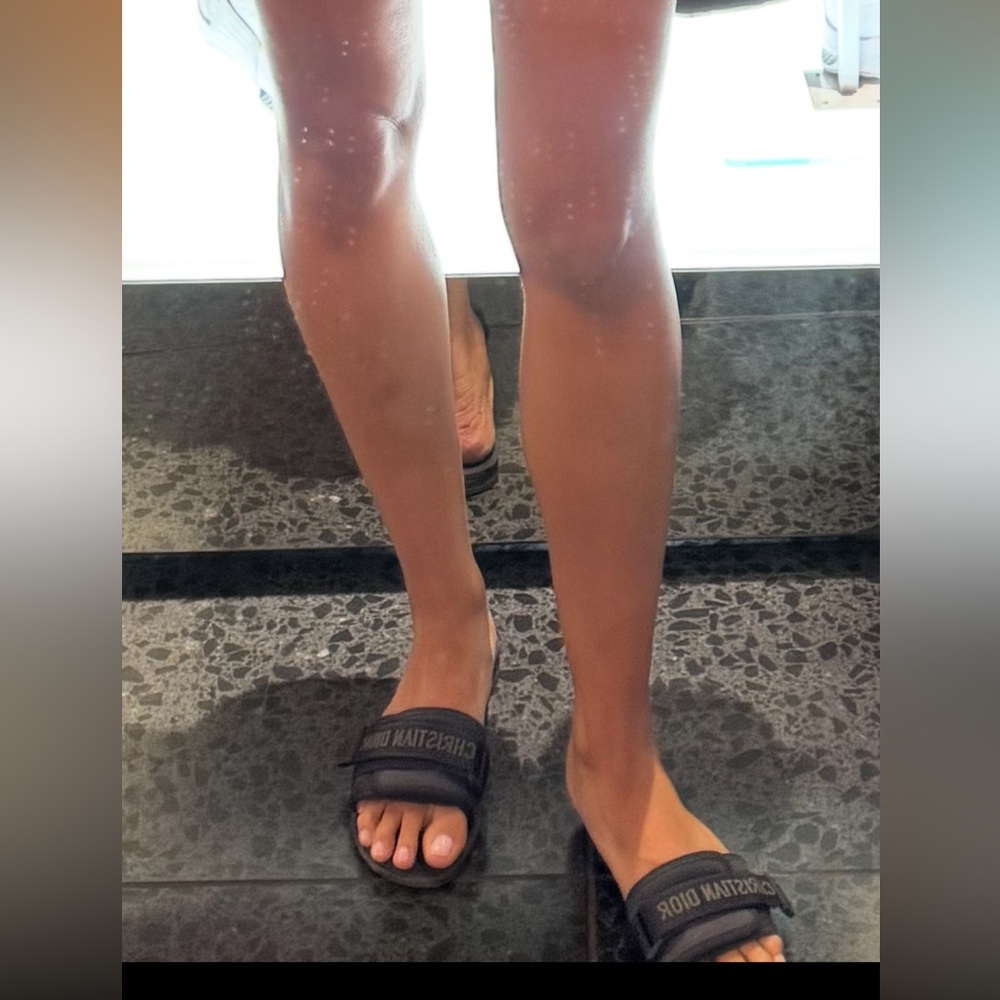 Dior DioRevolution Slides in Black (Size 39) - Picture 8 of 8